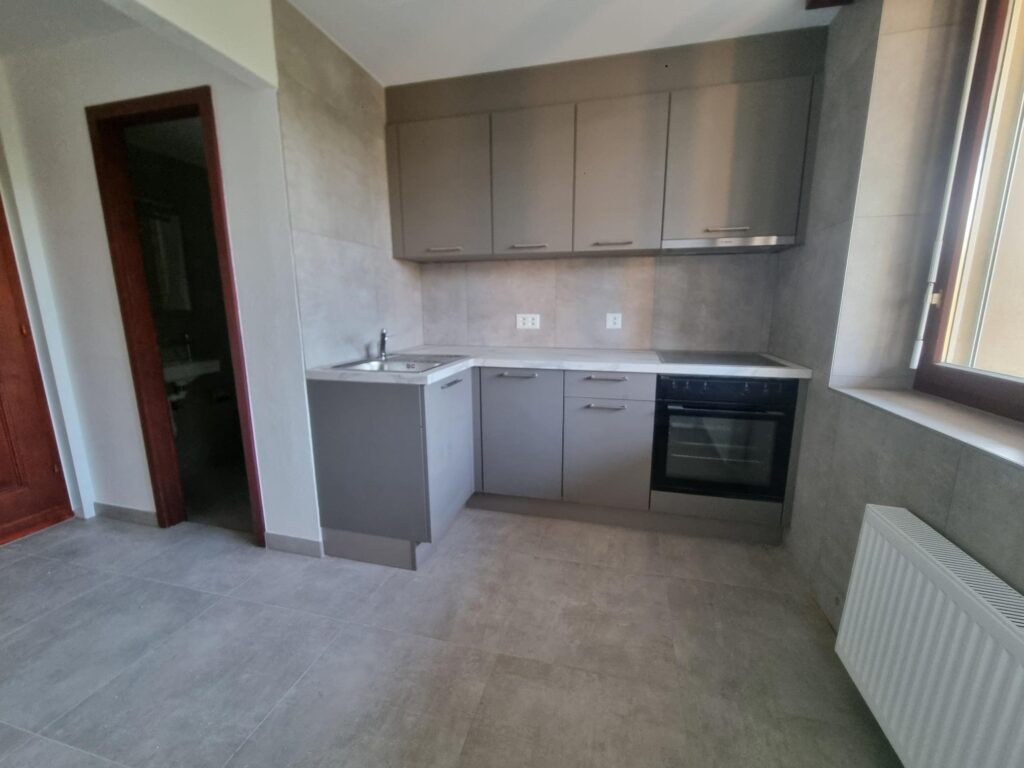 Parcs 83, Neuchâtel