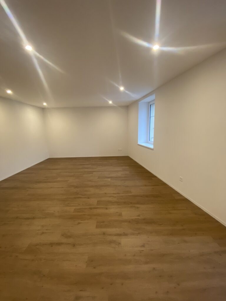 Louis-Favre 27, Neuchâtel